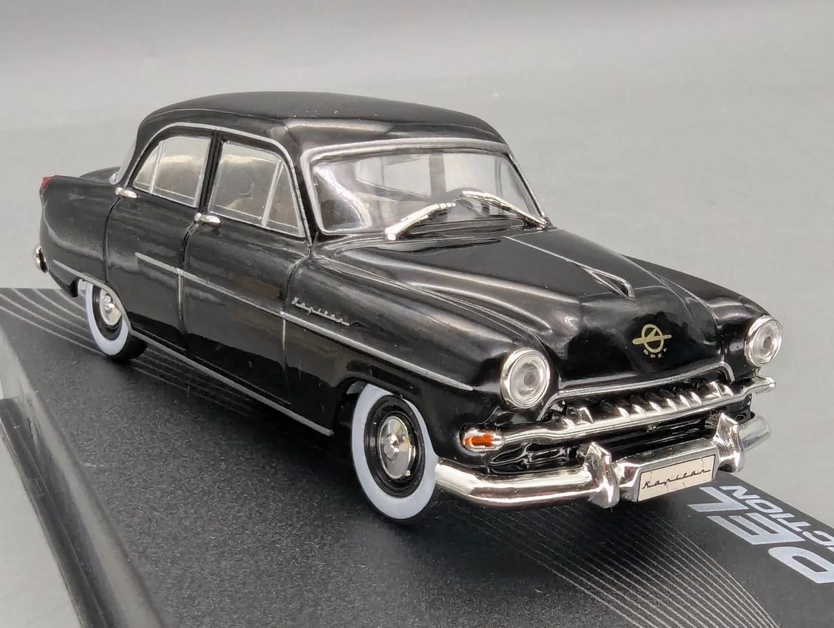 Modellautos 1:43 Ixo für Eaglemoss Opel Collection Kapitän '54 mit Vitrine