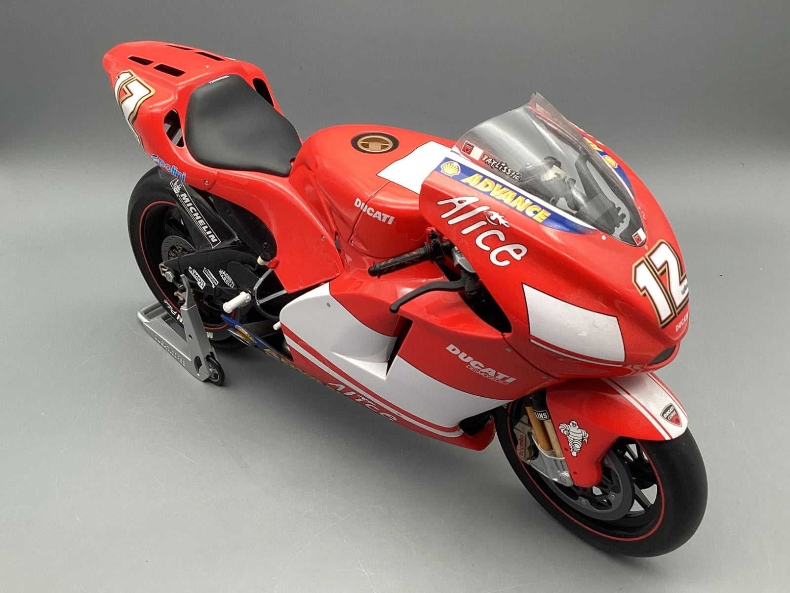 Motorrad Modell 1:6 Minichamps Ducati Desmosedici MotoGP 2004 Troy Bayliss OVP