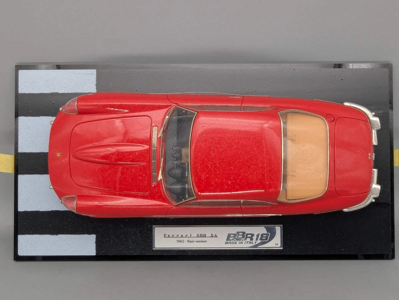Modellautos 1:18 BBR Ferrari 400 Superamerica 1962 Rain Version 2/6 Vitrine OVP
