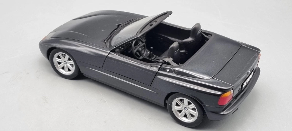 Modellautos 1:18 Minichamps 180 020100 BMW Z1 1988 black metallic OVP