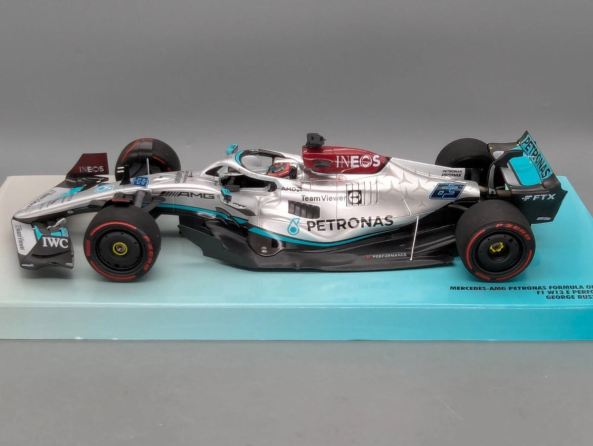 Modellautos  1:18 Minichamps Mercedes AMG Petronas F1 W 13 E #63 G. Russell OVP
