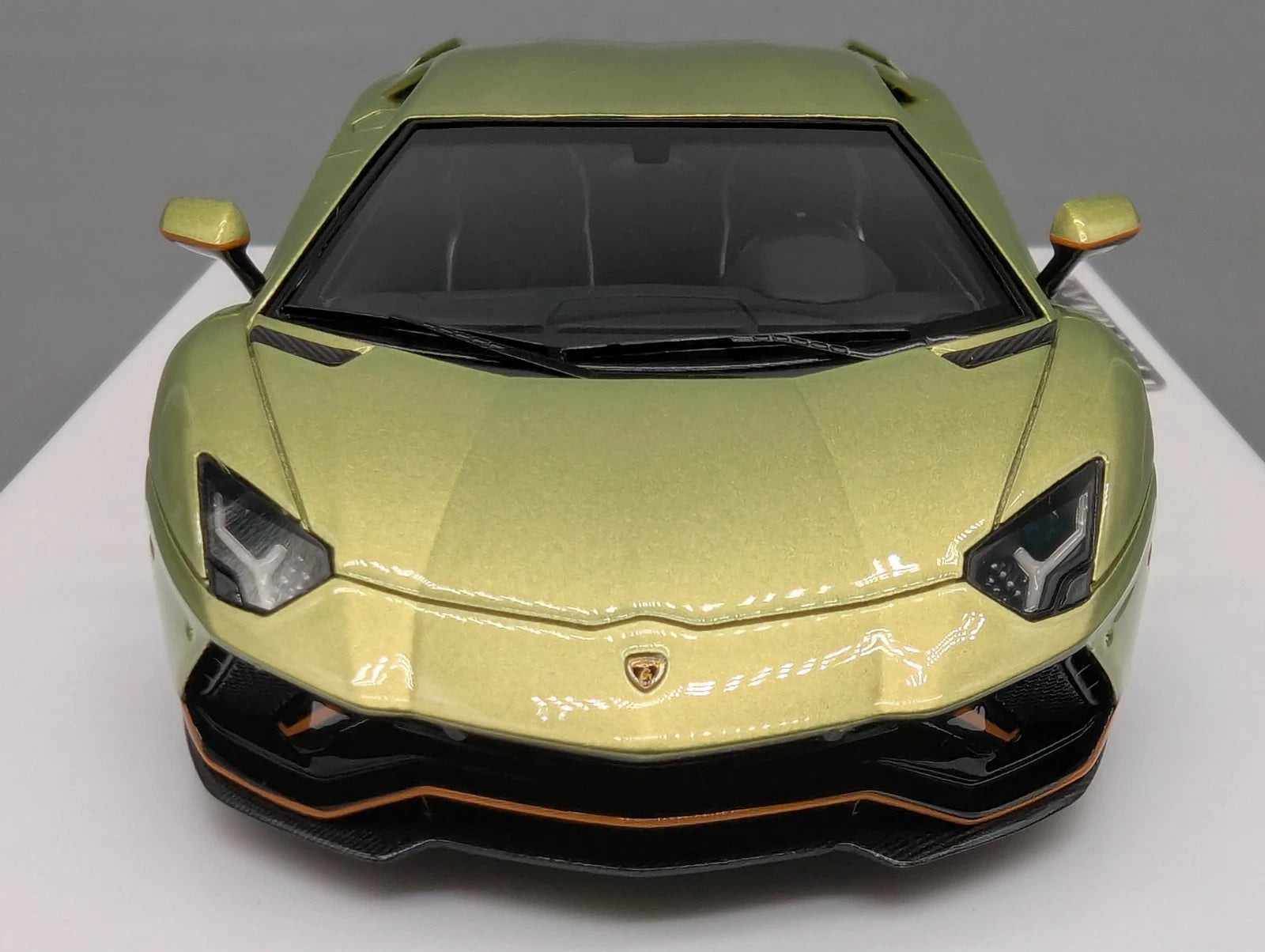 Eidolon Make Up 1:43 Lamborghini Aventador LP780-4 Ultimae 2021 Grün 03/60 OVP