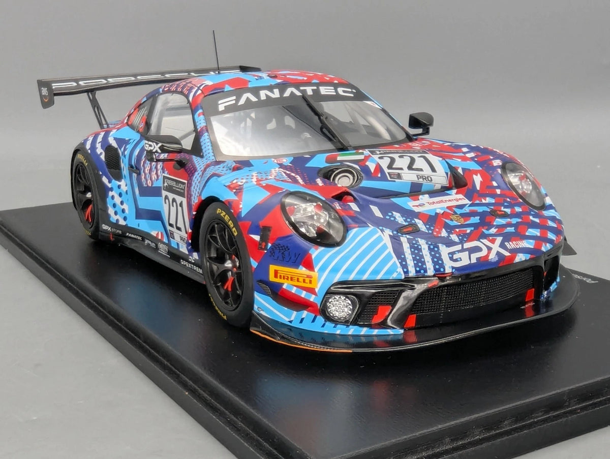 Modellautos 1:18 Spark Porsche 911 GT3 R GPX Spa 2022 #221 Lietz und andere OVP