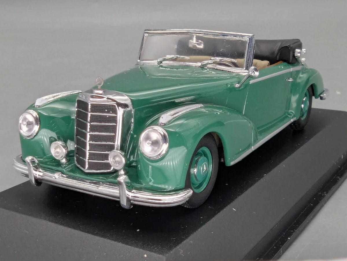 Modellautos 1:43 Minichamps Mercedes Benz 300 S Cabrio Softtop Offen Grün OVP