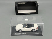 Modellautos 1:43 Minichamps Mercedes Benz SL Klasse 2008 R230 Diamantweiss OVP