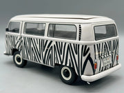 Modellautos 1:18 Schuco Volkswagen T2a Bus Safari mit OVP
