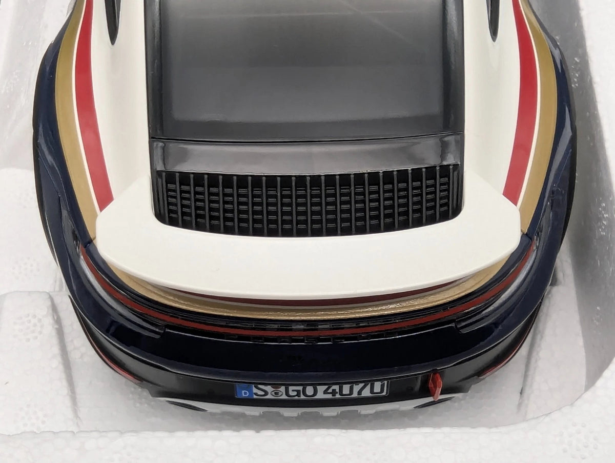 Modellautos 1:18 Norev Porsche 911 Dakar 2023 Roughroads #953 mit OVP