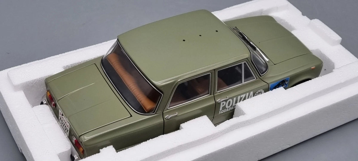 Modellautos 1:18 Minichamps 180 120991 Alfa Romeo Giulia Polizia OVP