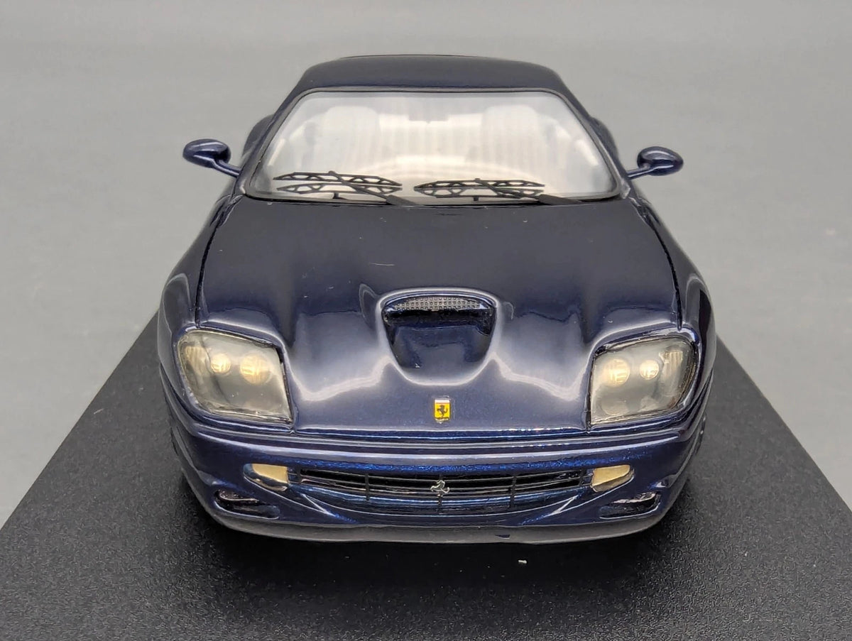 Modellautos 1:43 BBR Ferrari 550 Maranello 1996 Blau Met. mit Vitrine + OVP