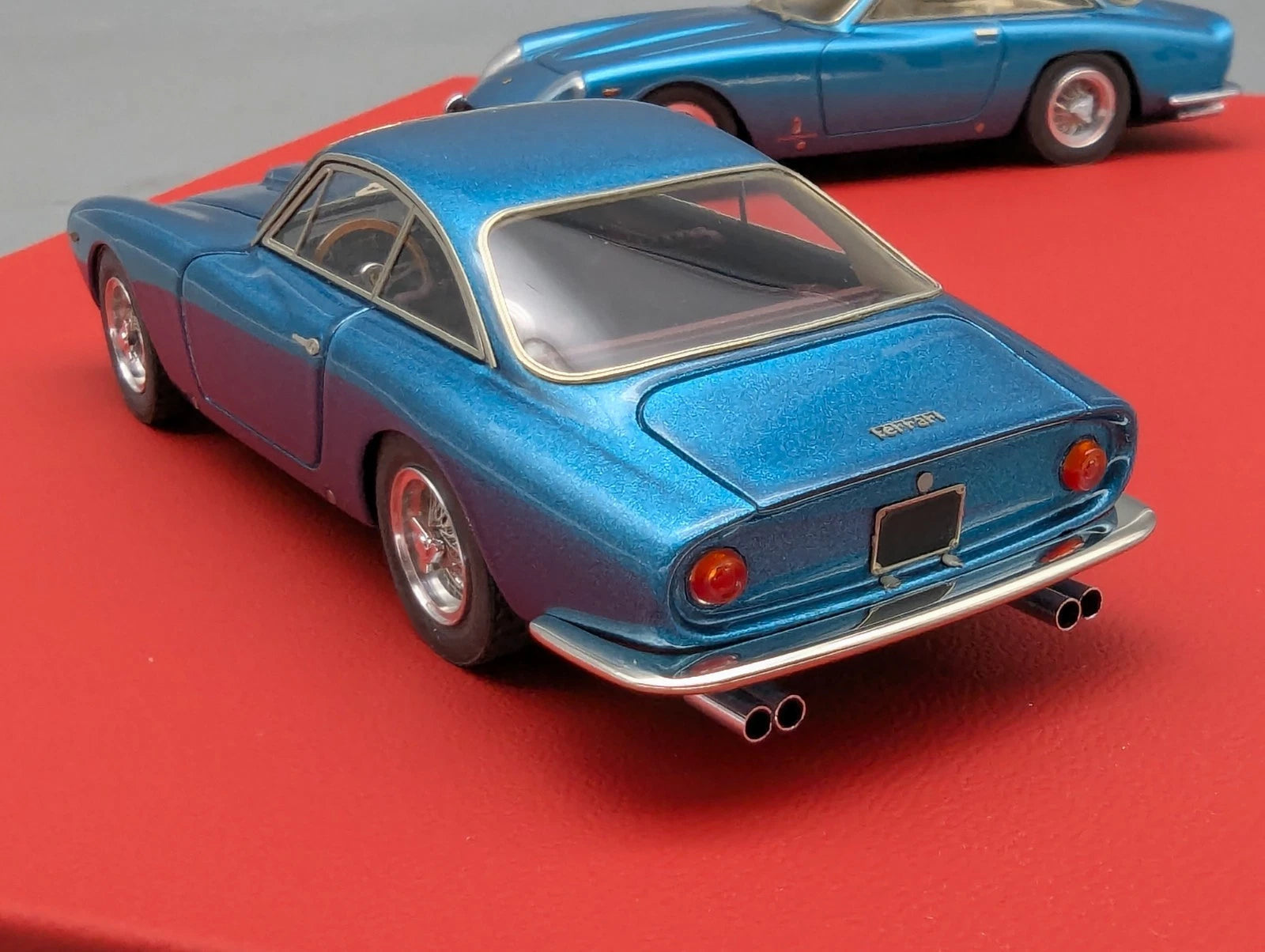 Modellautos 1:43 BBR  Ferrari 250 GT Lusso  S/N 4335 GT Set 2-tlg. 1/5 OVP