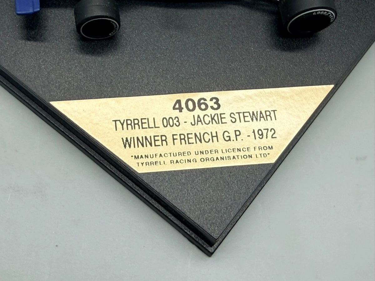 Modellautos 1:43 Quartzo Tyrrell 003 Jackie Stewart Winner French GP 72 +Vitrine