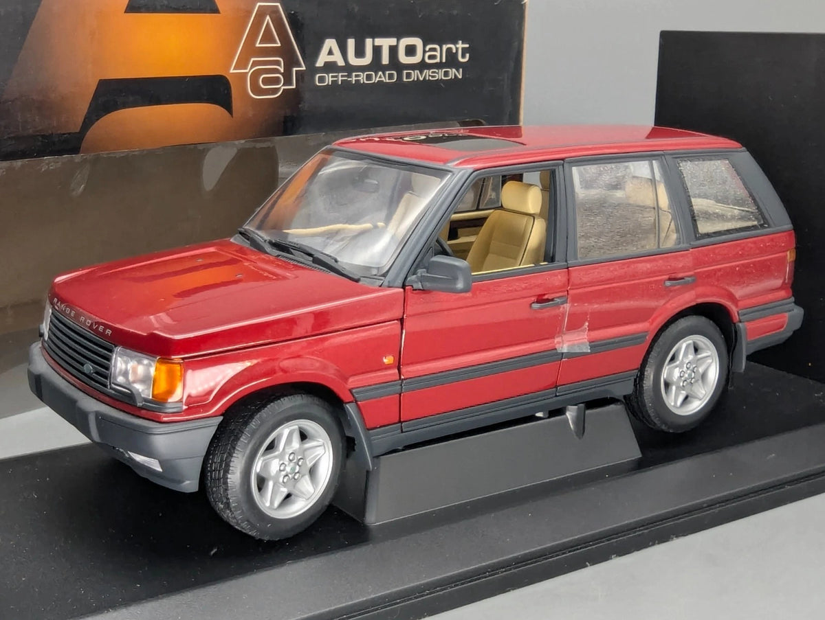 Modellautos 1:18 AUTOart Range Rover 4.6 HSE LH Drive Rot mit OVP
