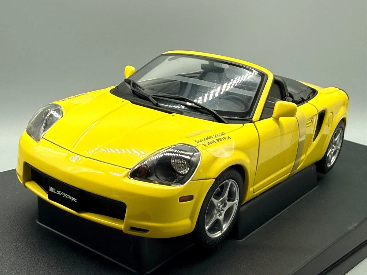 Modellautos 1:18 AUTOart Toyota Mr2 Spyder Gelb mit OVP