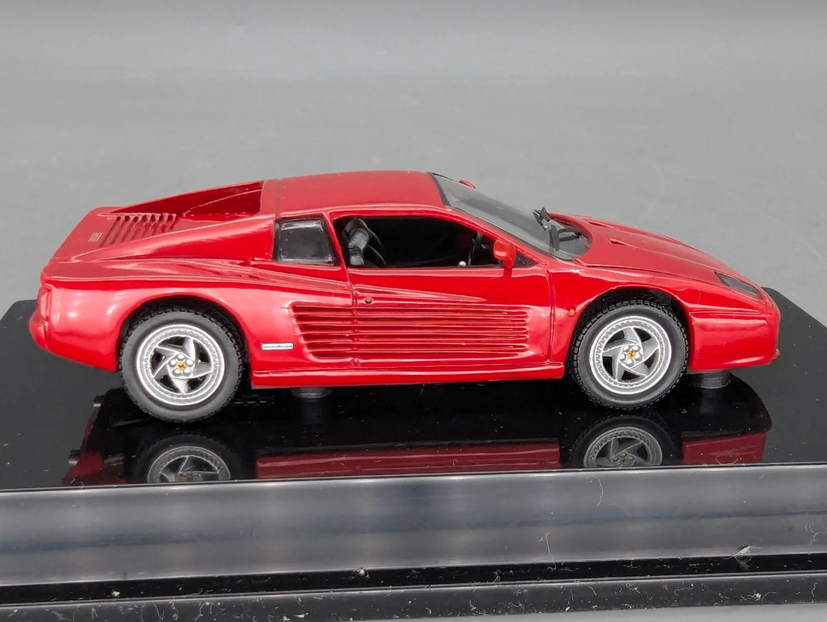 Modellautos 1:43 Hot Wheels Ferrari F512M 1994 rot mit OVP