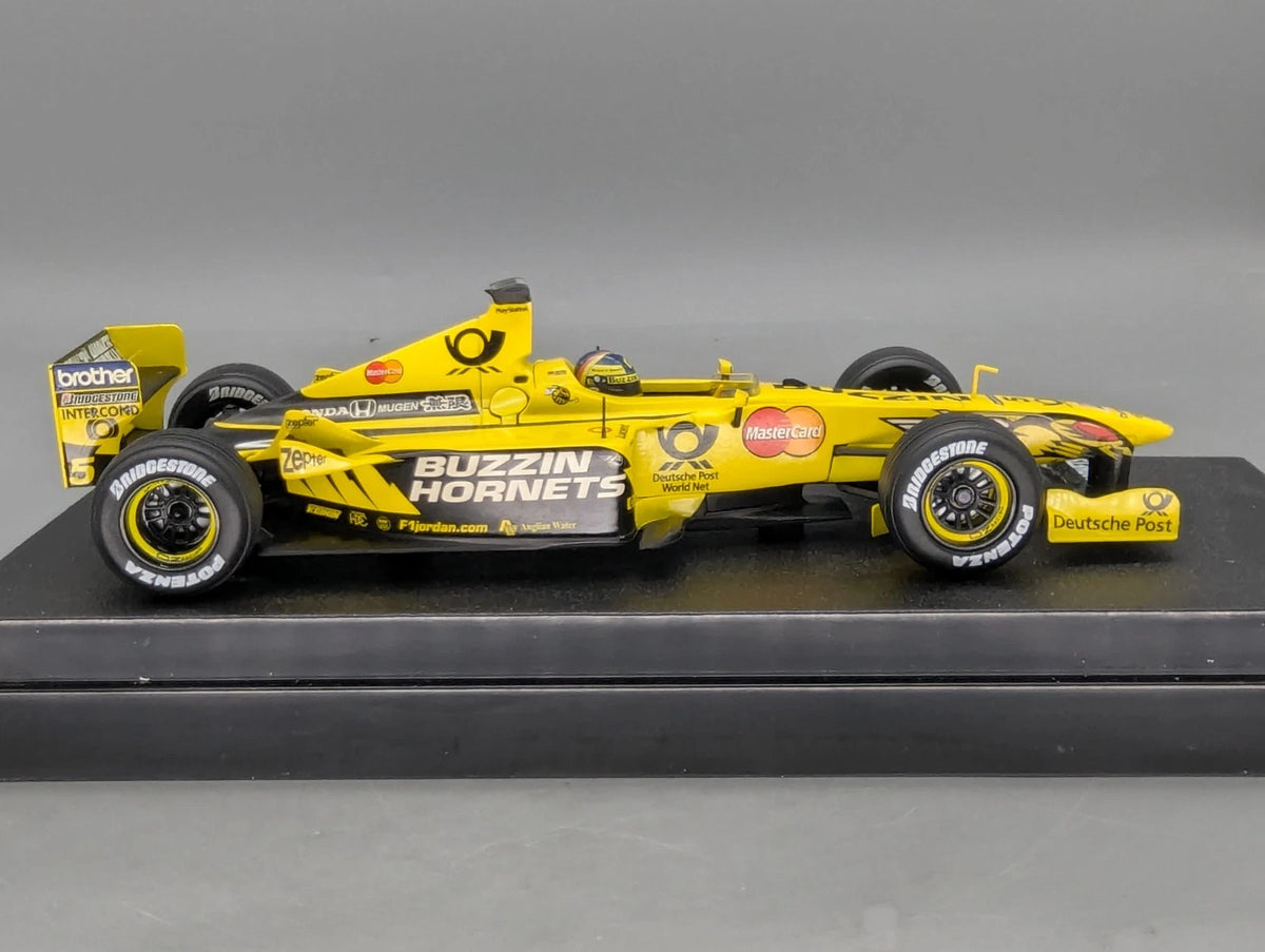 Modellautos 1:18 Hot Wheels Racing 26743 Jordan EJ10 2000 #5 H.-H. Frentzen OVP