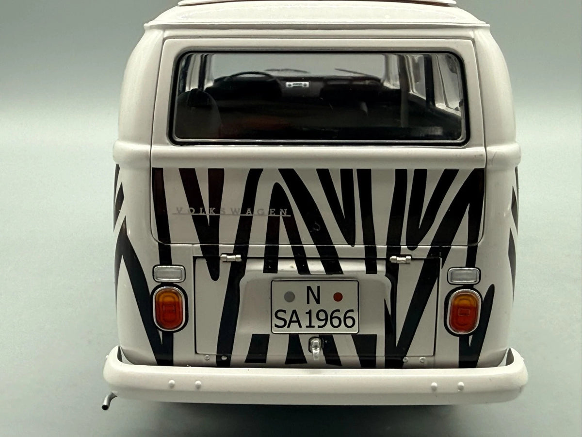Modellautos 1:18 Schuco VW T2a Bus Safari in OVP