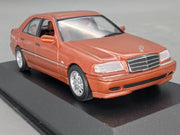 Modellautos 1:43 Minichamps Mercedes Benz C-Class 1997 Designo Orange mit OVP
