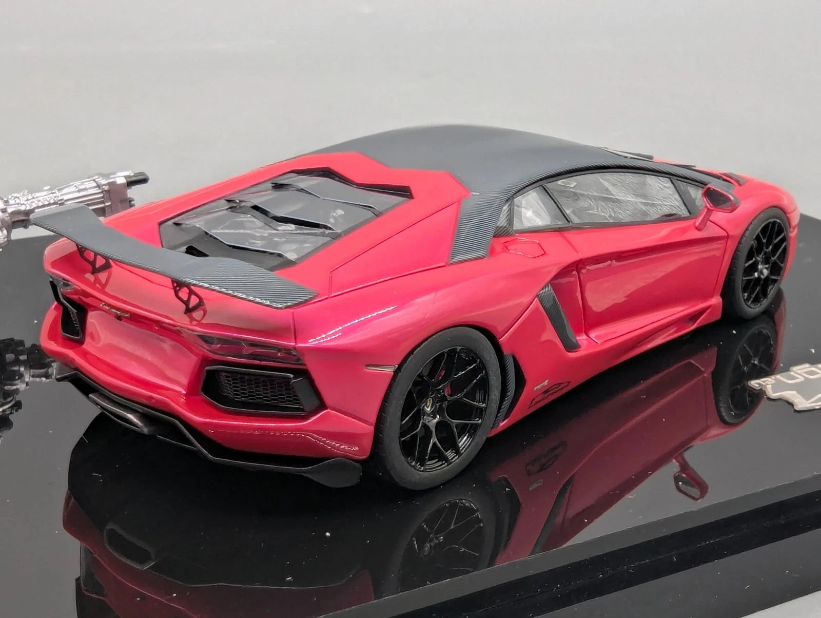 Eidolon Make Up 1:43 Lamborghini Aventador LP760-2 Engine Set Oakley 05/05 OVP