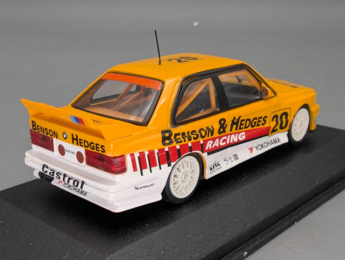 Modellautos 1:43 Minichamps BMW M3 Benson & Hedges #20 Jones