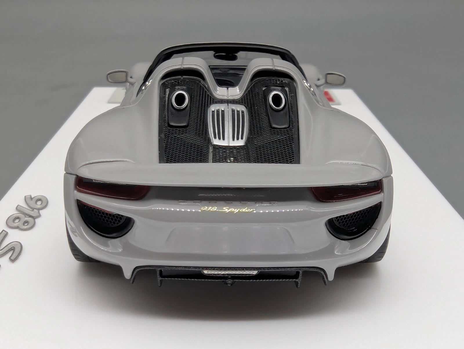 Eidolon Make Up 1:43 Porsche 918 Spyder 2011 Fashion Grey Ltd 12/60 mit OVP