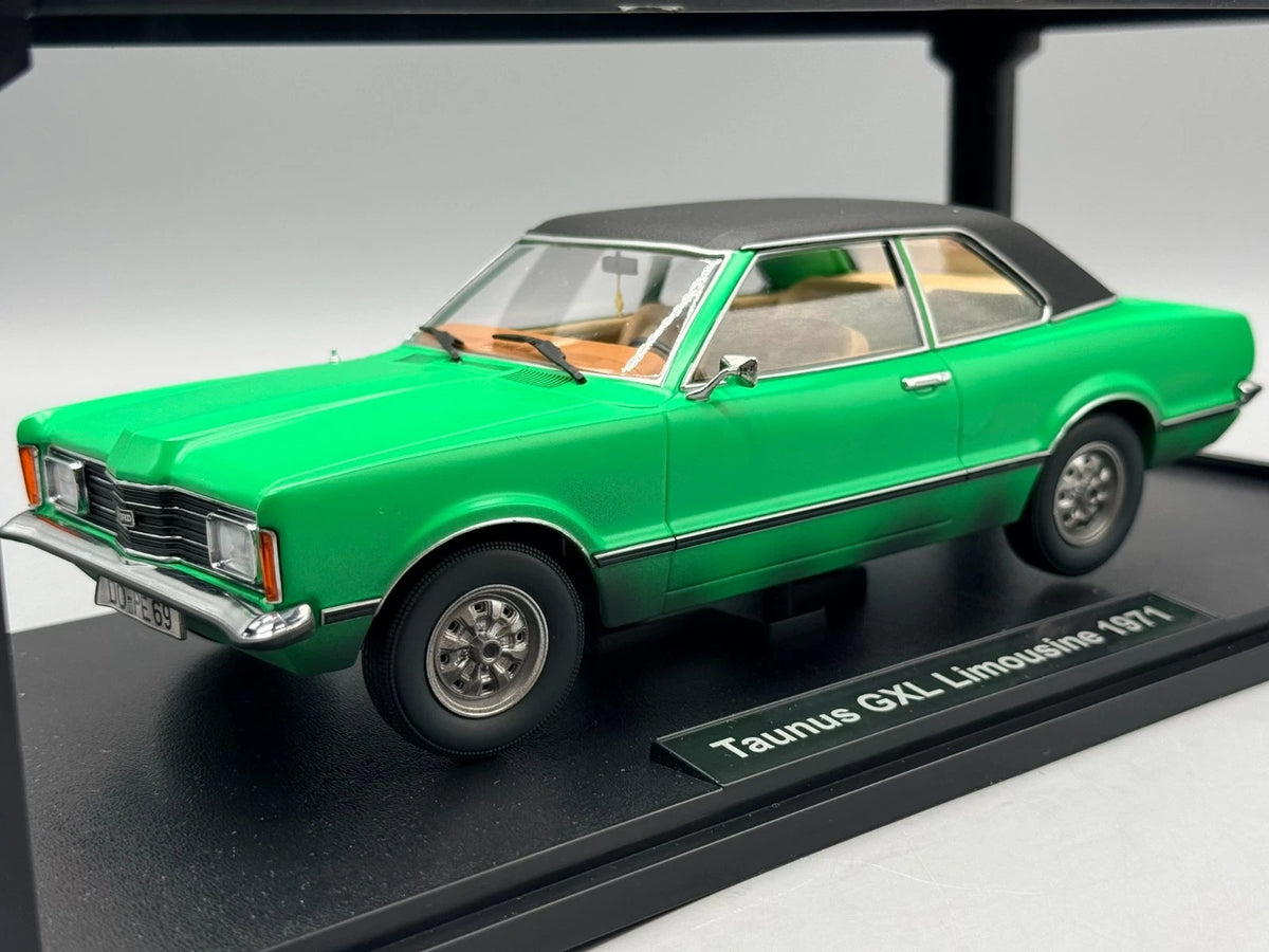 Modellautos 1:18 KK-Scale Ford Taunus GXL Limousine 1971 Grün mit OVP
