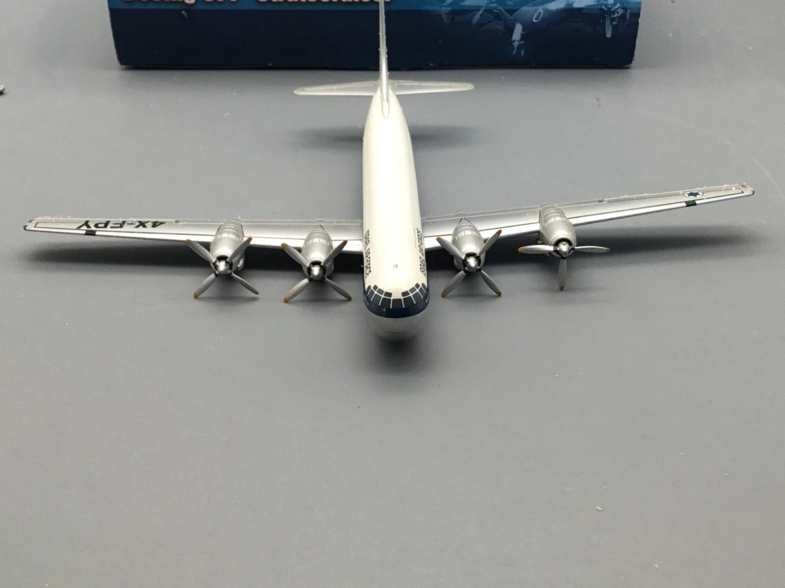 Flugzeugmodell 1:200 HM Hobbymaster Boeing 377 Israel Air Force Massada 1960 OVP