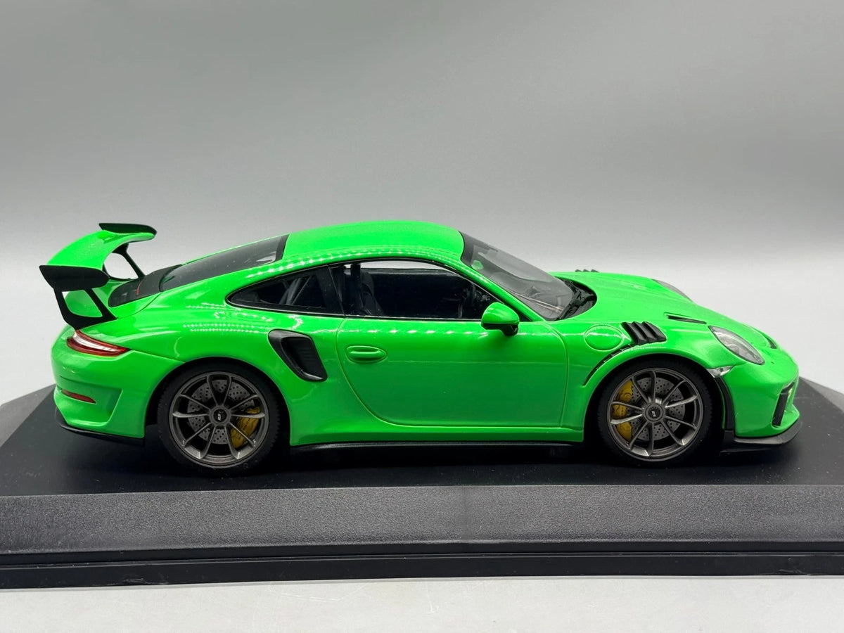 Modellautos 1:18 Minichamps Porsche 911 GT3 RS 991.2 2019 1 of 111pcs mit OVP