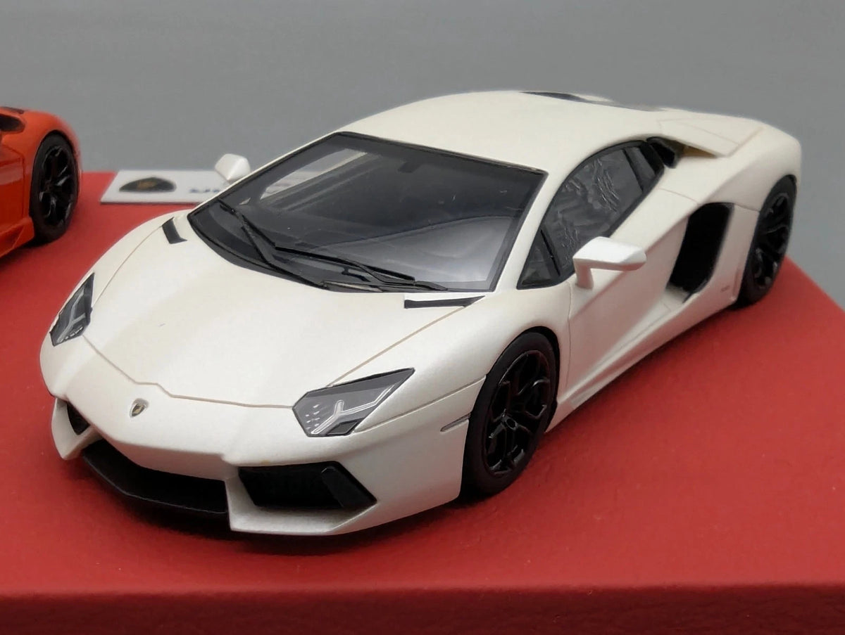 Eidolon Make Up 1:43 Lamborghini Aventador LP700-4 Rot und Weiß 2tlg Set OVP