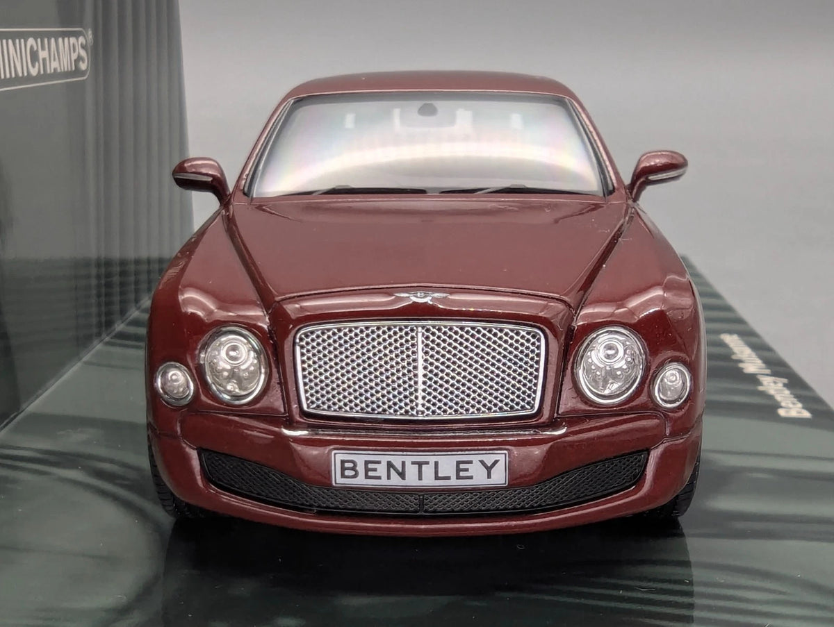 Modellautos 1:43 Minichamps Bentley Mulsanne 2010 Rot Red Metallic mit OVP