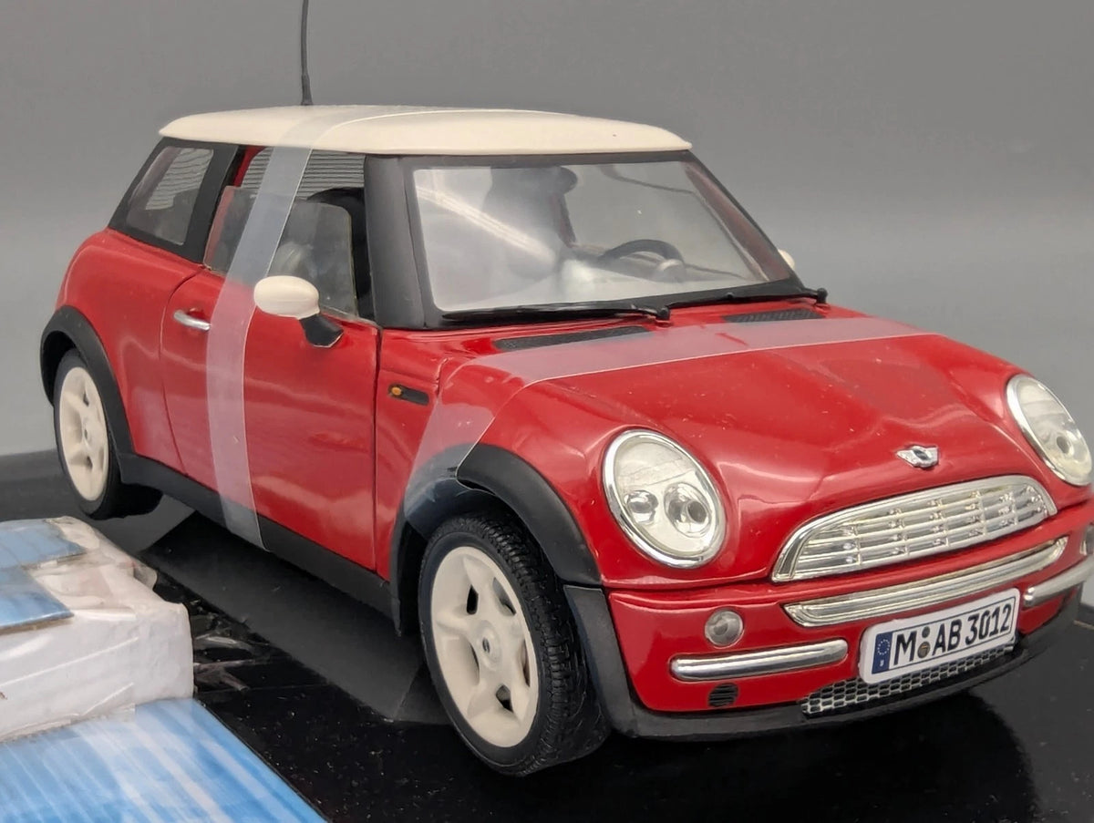 Modellautos 1:18 Solido New Mini 2001 mit OVP