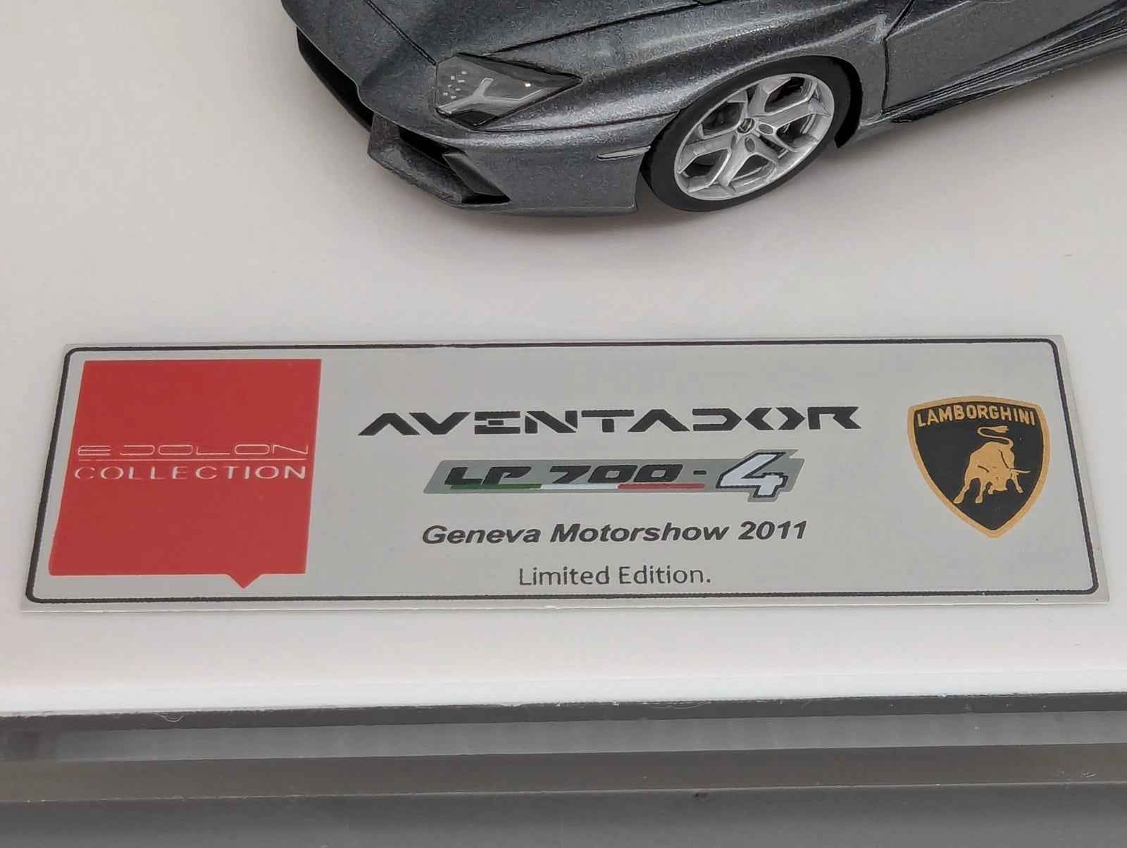 Eidolon Make Up 1:43 Lamborghini Aventador LP700-4 2011 Engine Set Grau Met. OVP