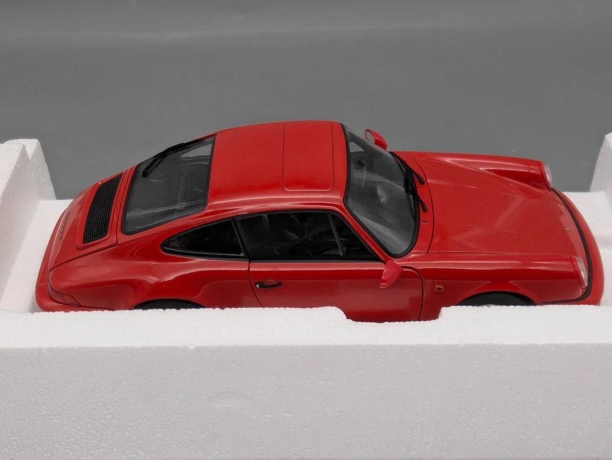 Modellautos 1:18 Norev Porsche 911 Carrera 2 1990 Red mit OVP
