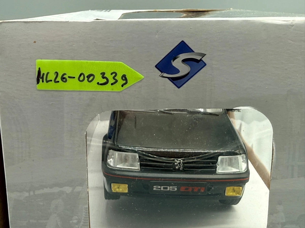 Modellautos 1:18 Solido Peugeot 205 GTI mit OVP