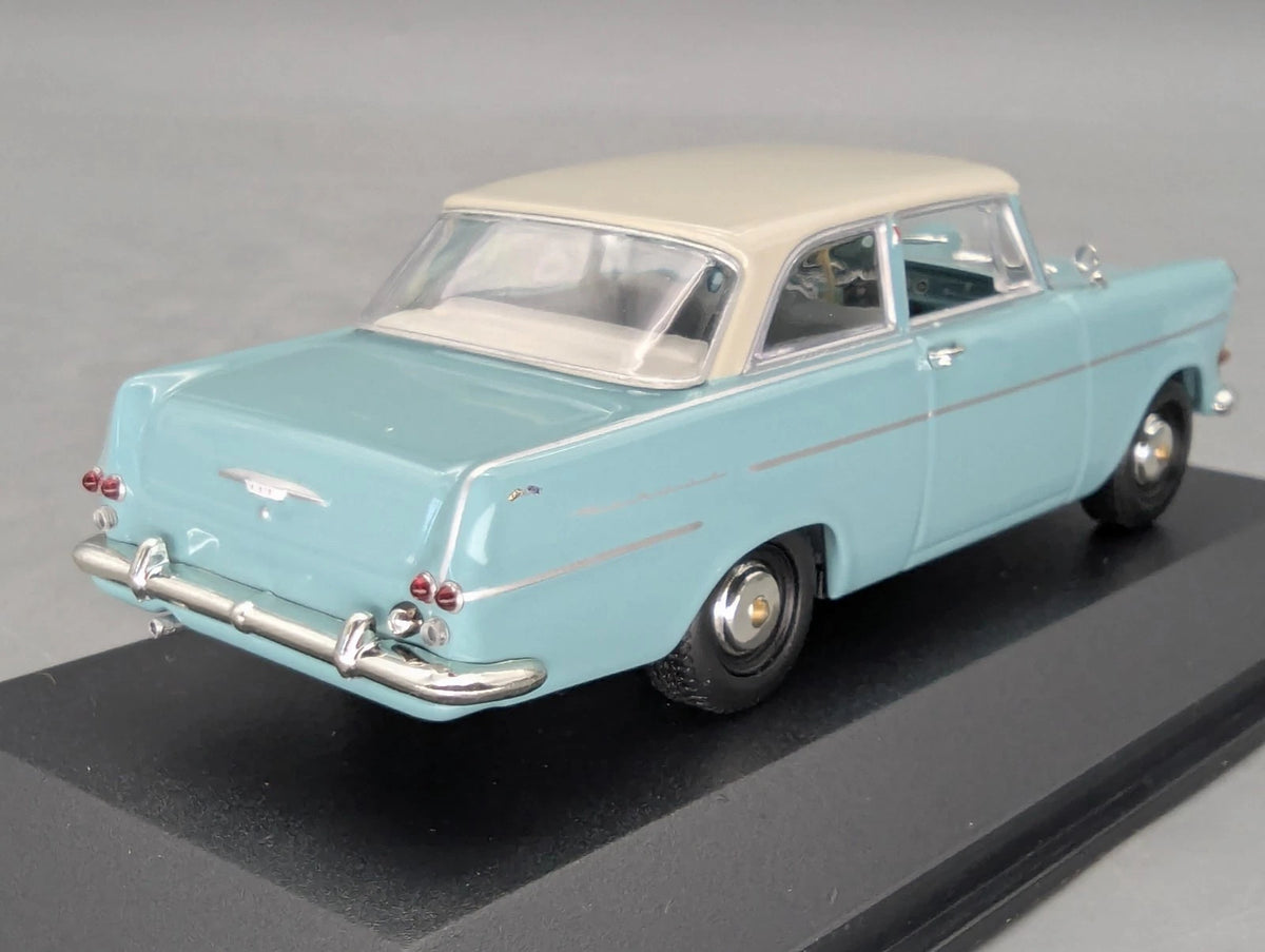 Modellautos 1:43 Minichamps Opel Rekord P2 1960 Blau Grau mit OVP