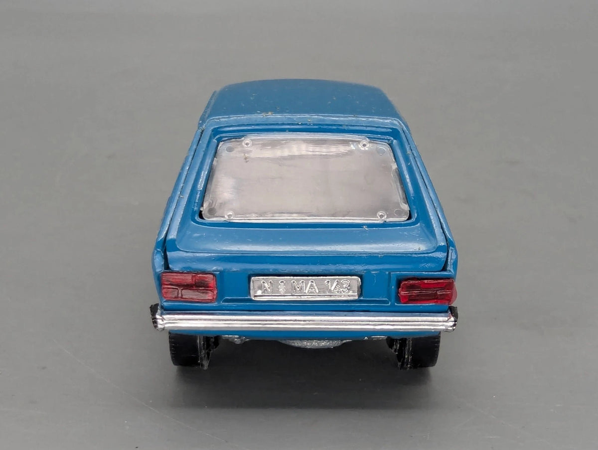 Modellautos 1:43 Schuco 301623 Volkswagen VW Polo in Original Schuco Vitrine