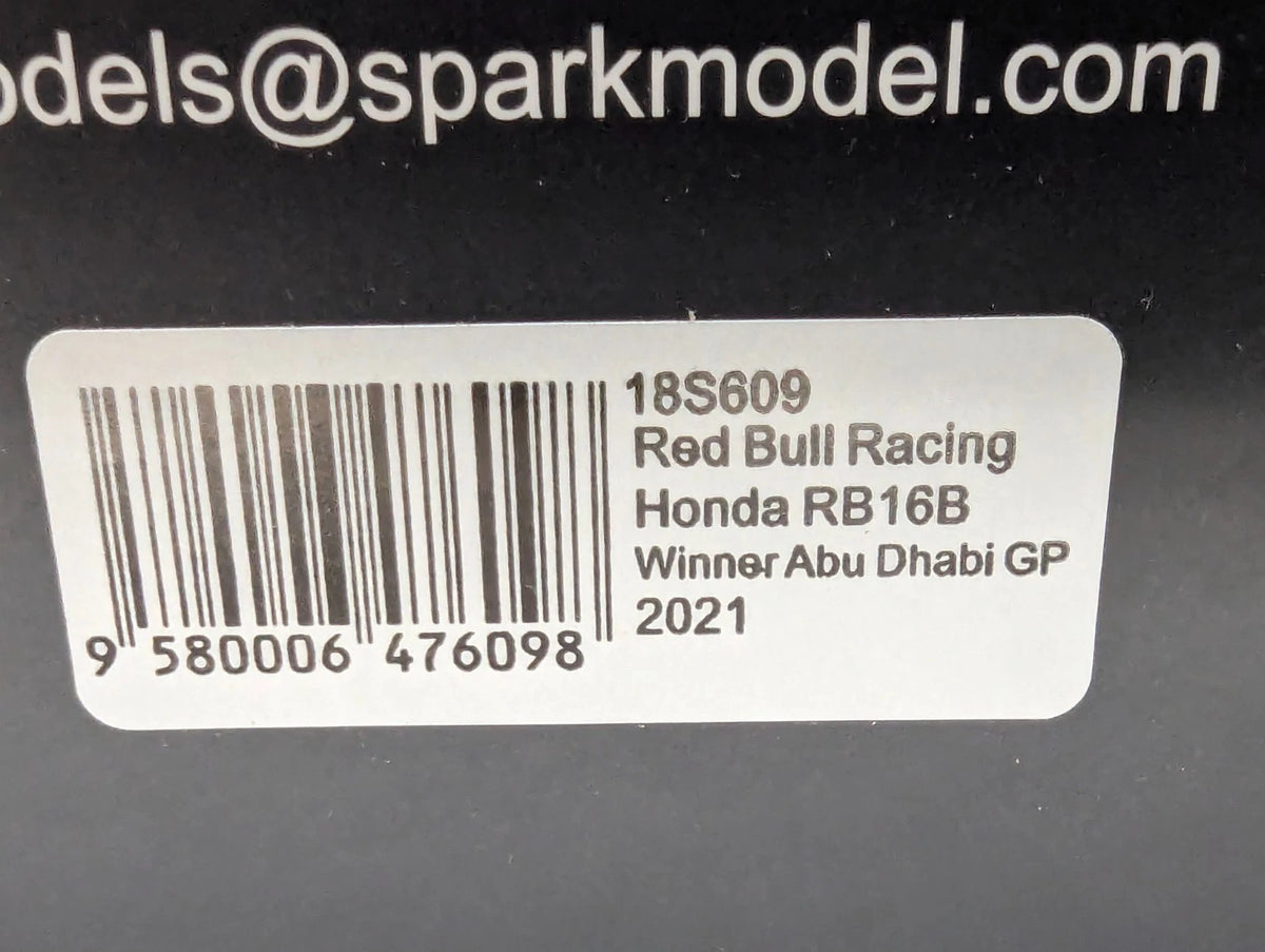 Modellautos 1:18 Spark Honda Red Bull RB16B WINNER Abu D 2021 #33 Verstappen OVP