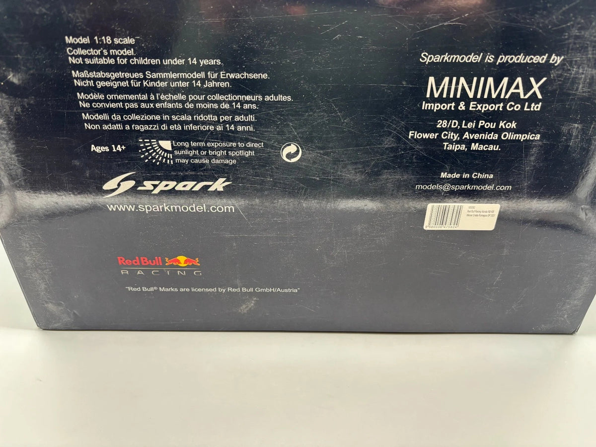 Modellautos 1:18 Spark Red Bull RB16B Winner Italien 2021 #33 M. Verstappen OVP