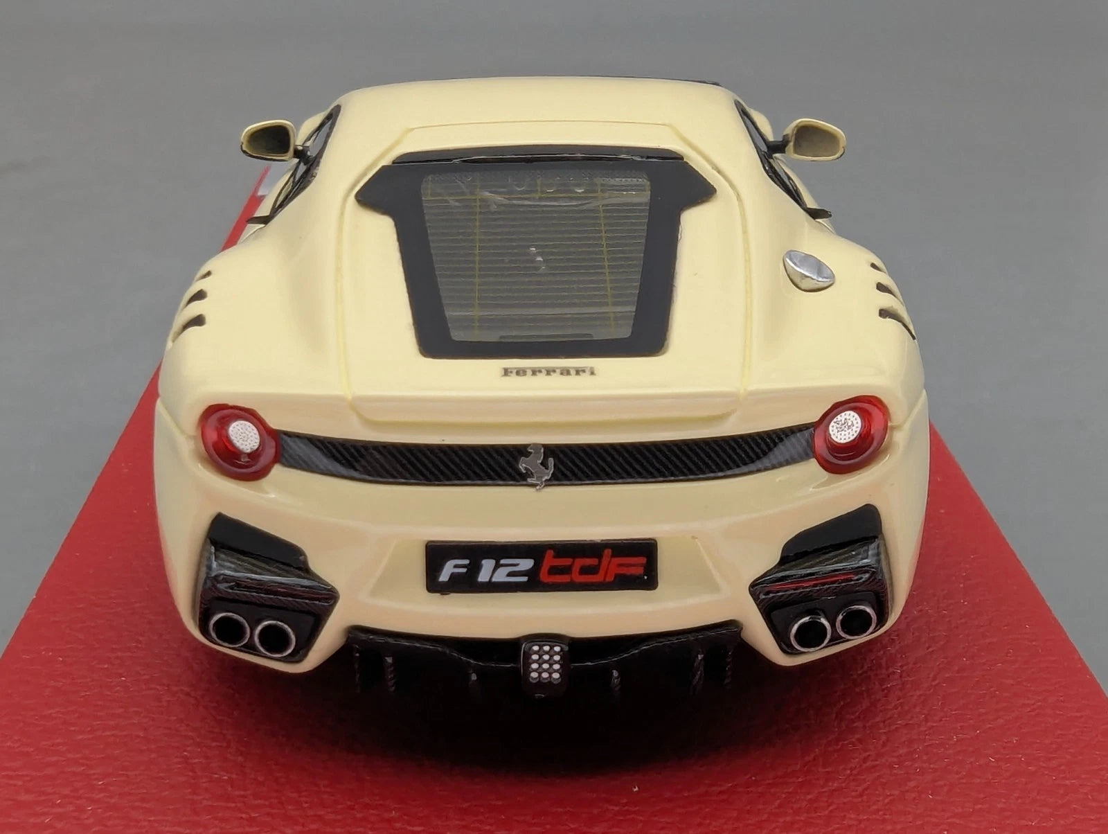 Modellautos 1:43 BBR Concept43 Ferrari F12 TDF Avorio Gloss 08/20 in OVP