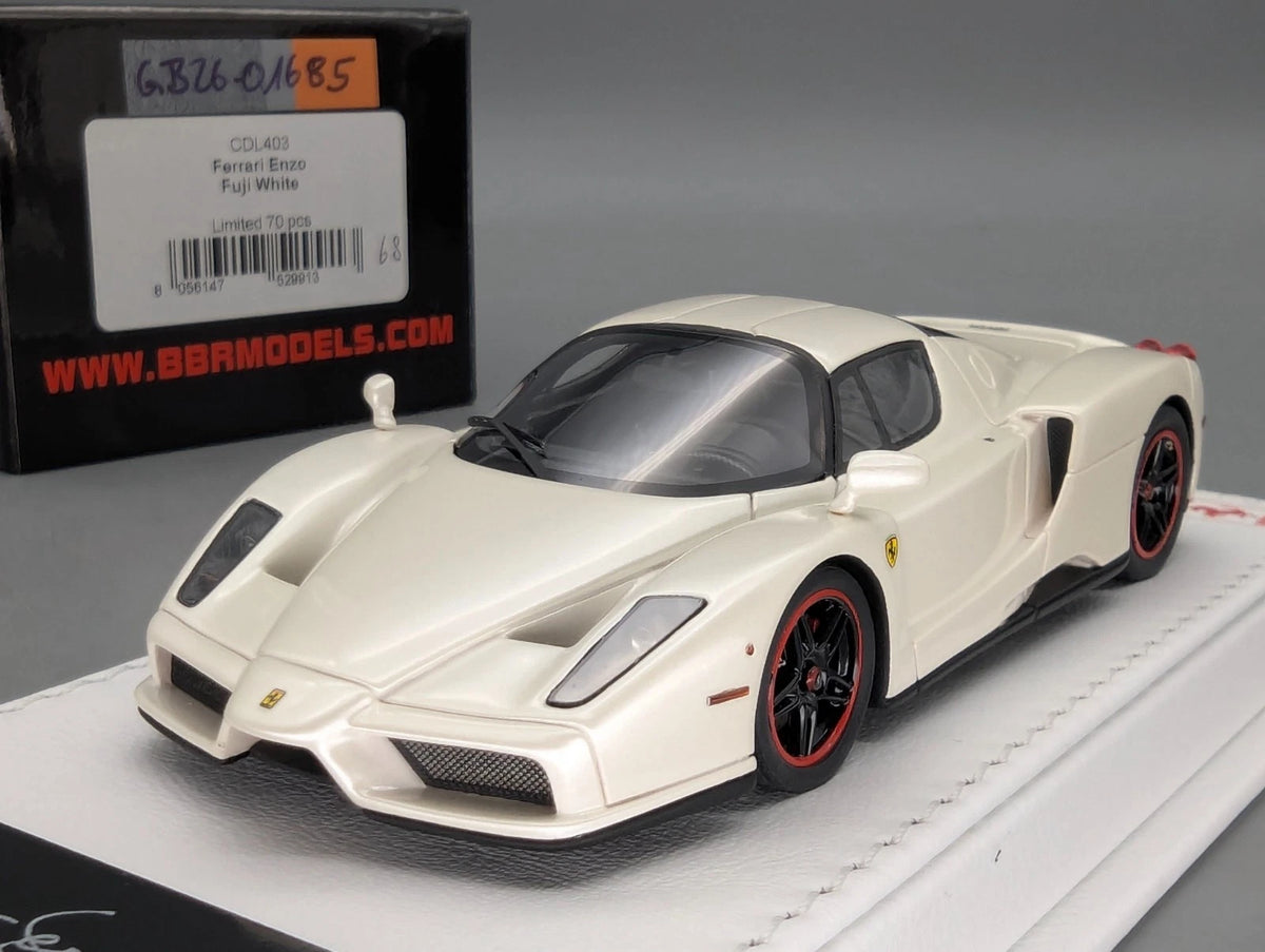 Modellautos 1:43 BBR Executive Calsito Ferrari EnzoFuji White Ltd 68/70 OVP