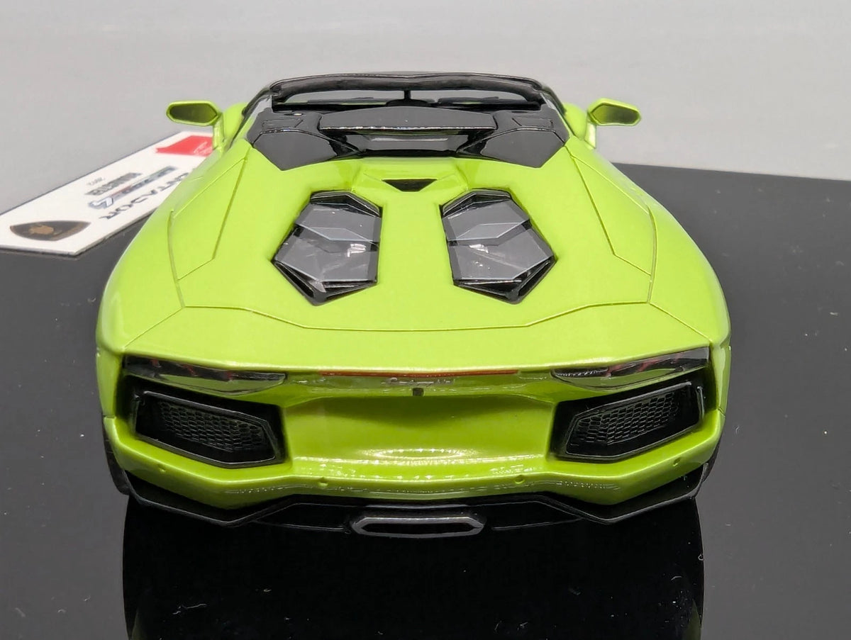 Eidolon Make Up 1:43 Lamborghini Aventador LP700-4 Roadster 2012 Engine Set OVP