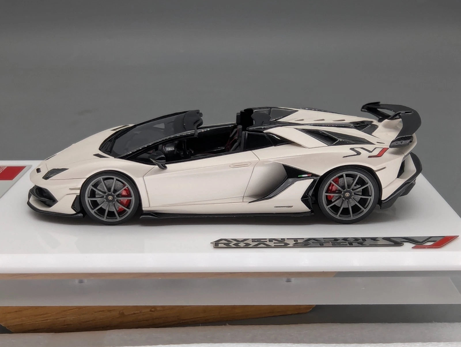 Eidolon Make Up 1:43 Lamborghini Aventador SVJ Roadster 2019 Limited 49/80 OVP