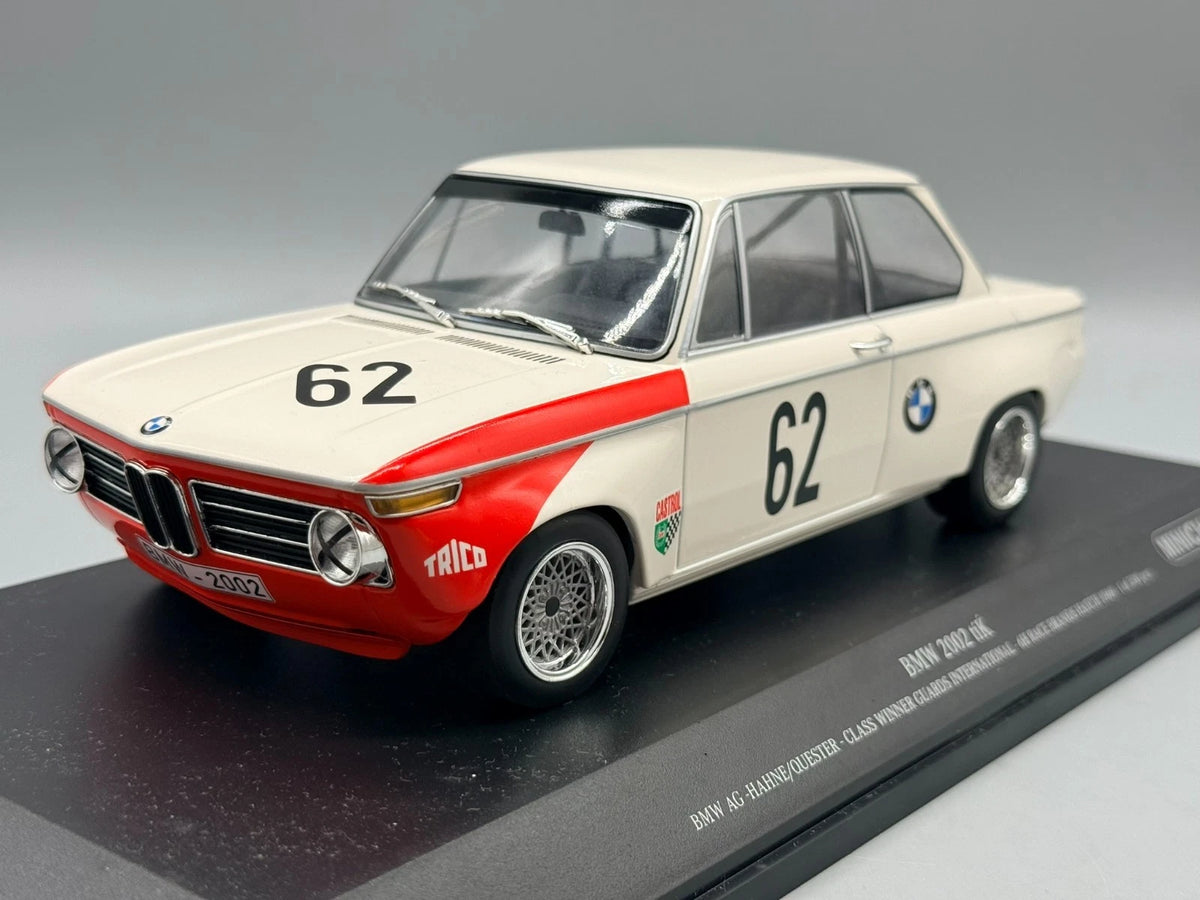 Modellautos 1:18 Minichamps BMW 2002 Class Winner Guards International mit OVP