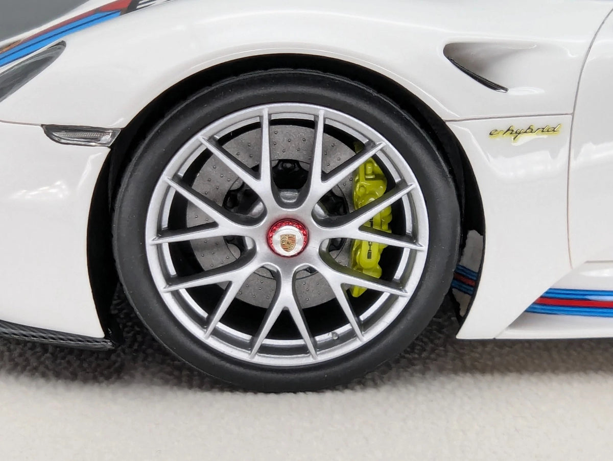 Eidolon Make Up 1:18 Porsche 918 Spyder Weissach Package 2011 Martini #23 OVP