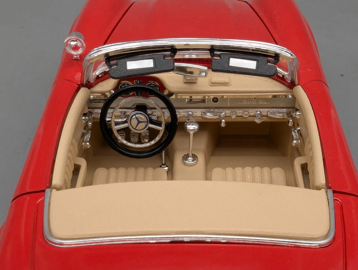 Modellautos 1:18 Bburago Mercedes Benz 300 SL Cabriolet Rot mit Vitrine