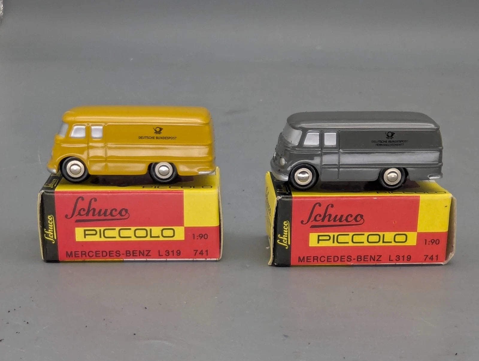 Modellautos 1:90 Schuco Piccolo-Set Dt. Post Mercedes Benz L 319 2-teilig OVP