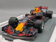 Modellautos 1:18 Spark Red Bull RB13 3rd Chinese GP 2017 #33 Verstappen OVP