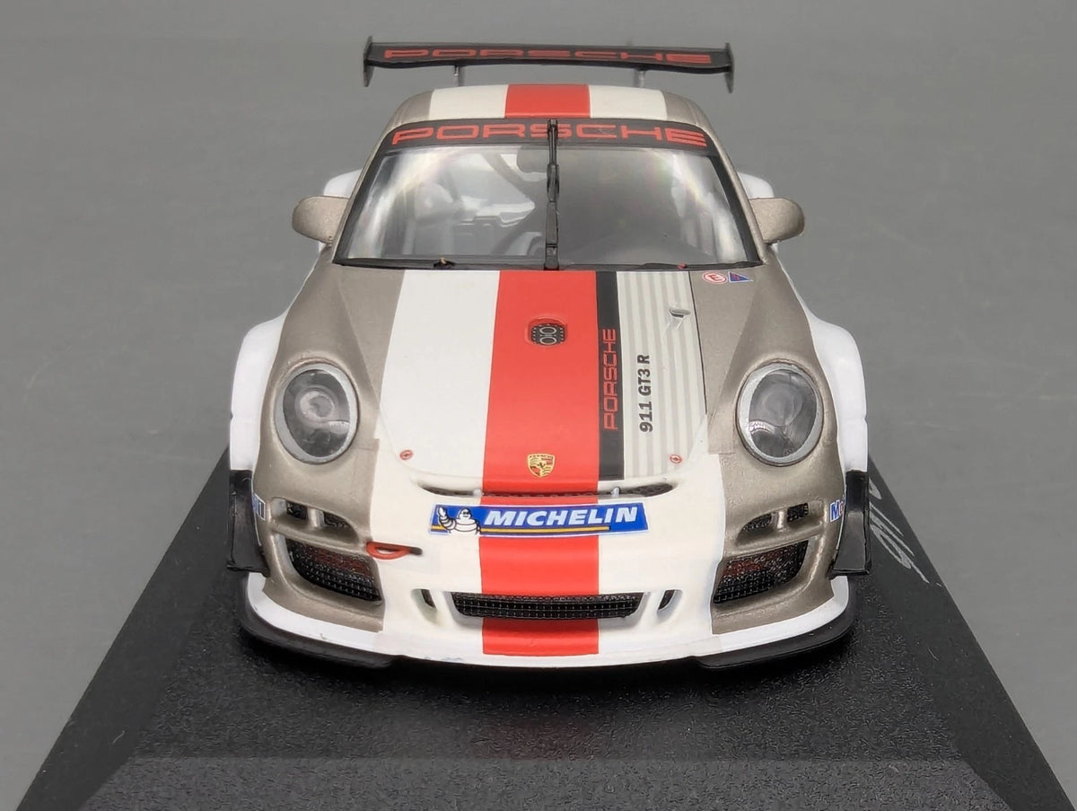 Modellautos 1:43 Minichamps Porsche 911 GT3 R mit WAD Dealer OVP