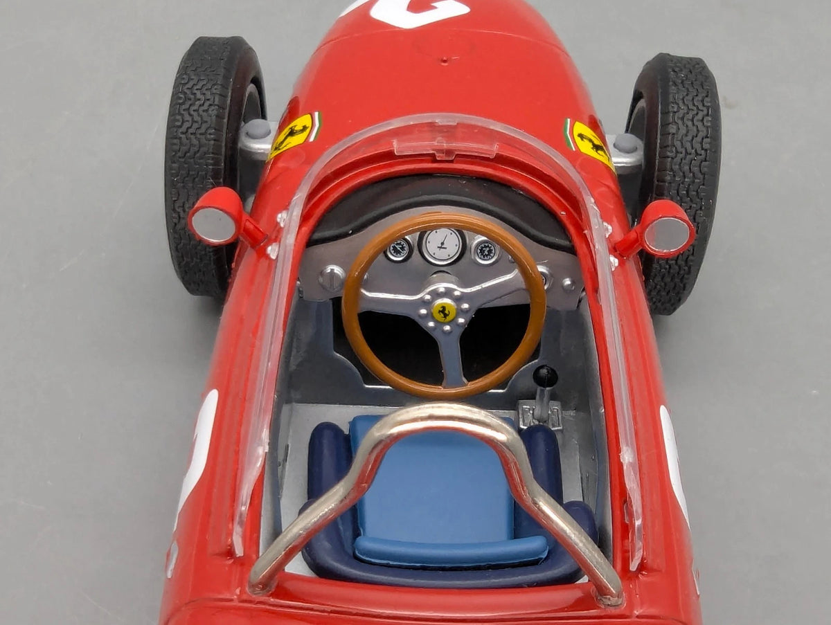 Modellautos 1:18 CMR 166 Ferrari Dino 156 Sharknose Weltmeister 1961 #2 Hill OVP
