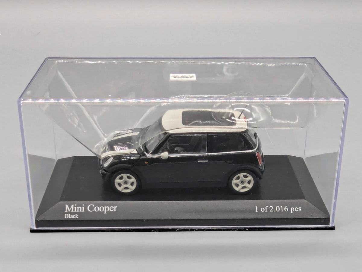 Modellautos 1:43 Minichamps Mini Cooper 2001 Black mit Haube zum Öffnen mit OVP