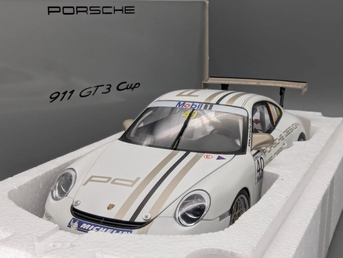 Modellautos 1:18 AUTOart Porsche 911 GT3 Cup #40 VIP Car mit WAP Dealer OVP